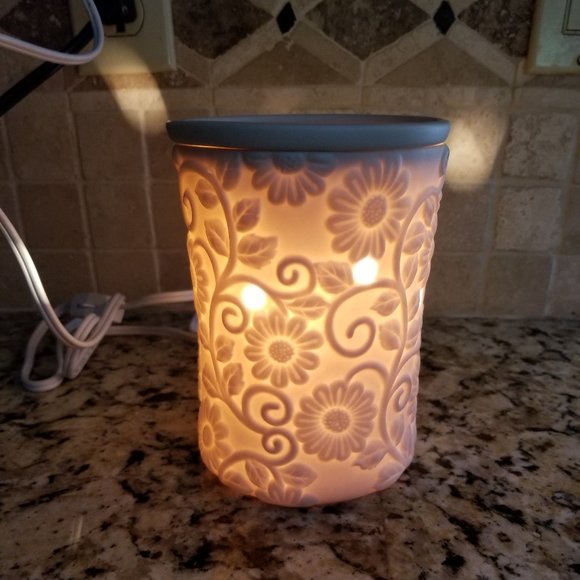 Scentsy Full Size Warmer - Flower Vine - Picture 5 of 5